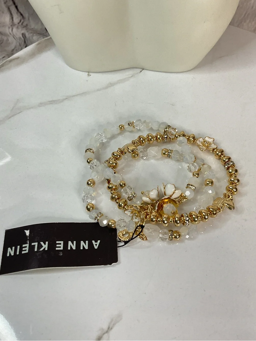 🌟🌟 Anne Klein Flower Charm Bead Bracelet